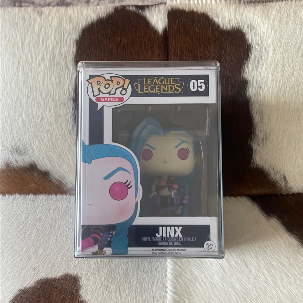 Funko Pop Jinx Figure with Blue and Pink Details
